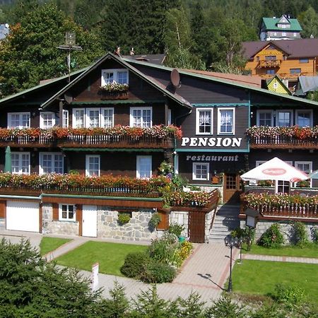 Pension Svycarsky Dum Špindlerŭv Mlýn Esterno foto